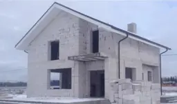 Из чего построить дом, чтобы не продать почку?